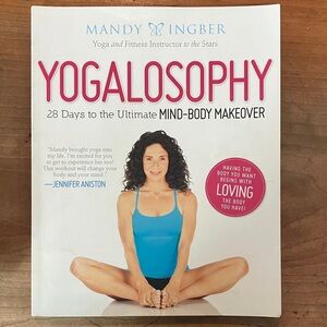 Yogalosophy : 28 days to the ultimate Mind-Body Makeover Book by - Mandy Ingber